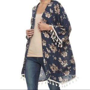 NWT, Mudd kimono with tassels